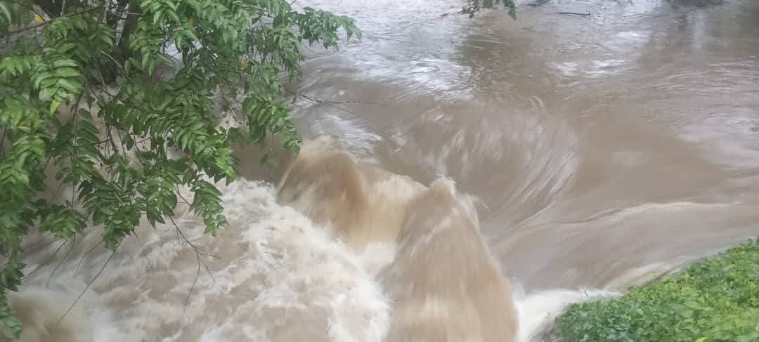 Villa Clara bajo fuertes precipitaciones por frente frío estacionario