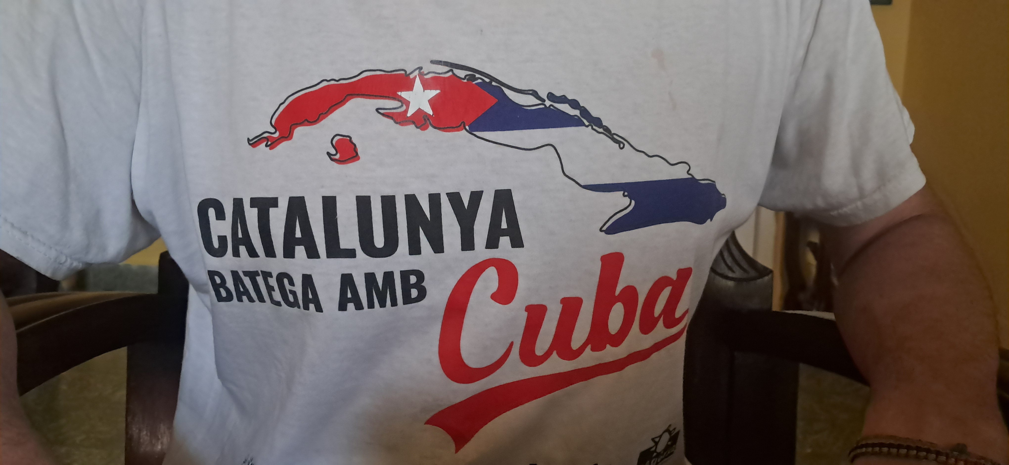 En Santa Clara , Presidente de ONG catalana ratifica solidaridad con Cuba