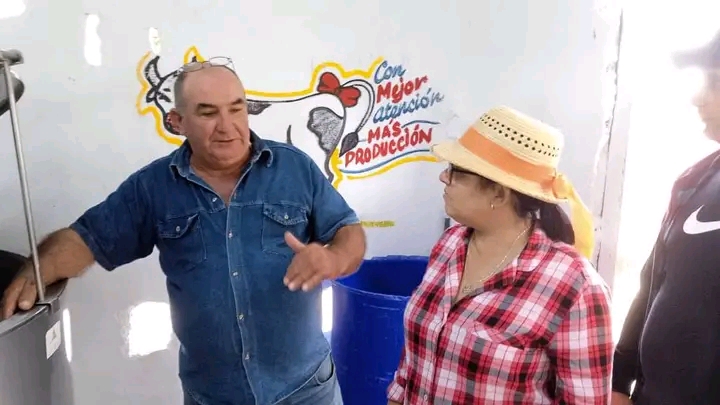 1736717648675 Recorre gobernadora villaclareña feria agropecuaria en Camajuaní