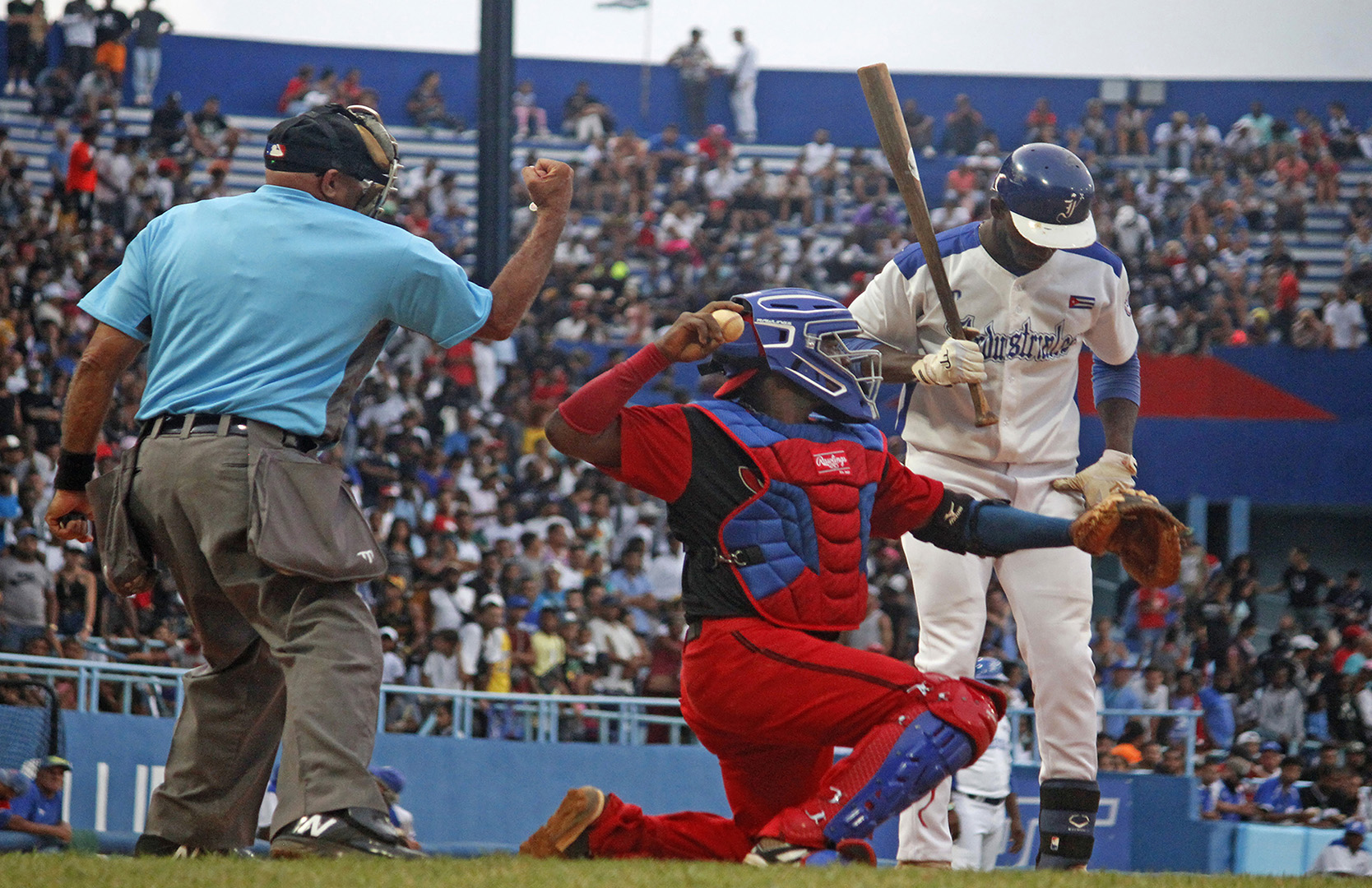 Retos de la Liga Élite del Béisbol Cubano 