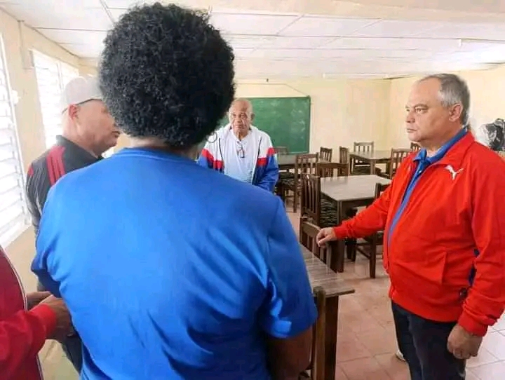 Presidente del INDER recorre instalaciones deportivas villaclareñas