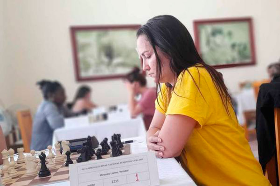 Yerisbel, reina de dos coronas en el ajedrez nacional