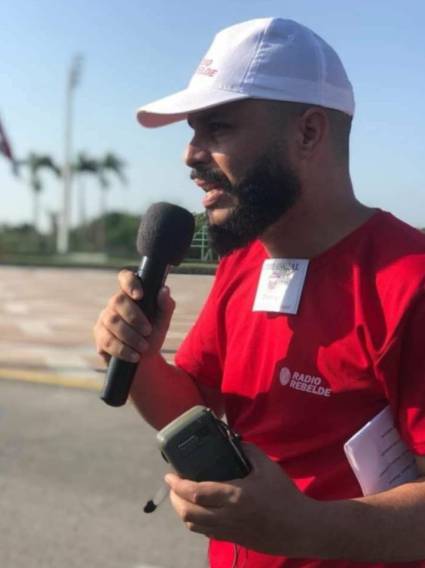 Un reportero ágil, humano y rebelde como la noticia