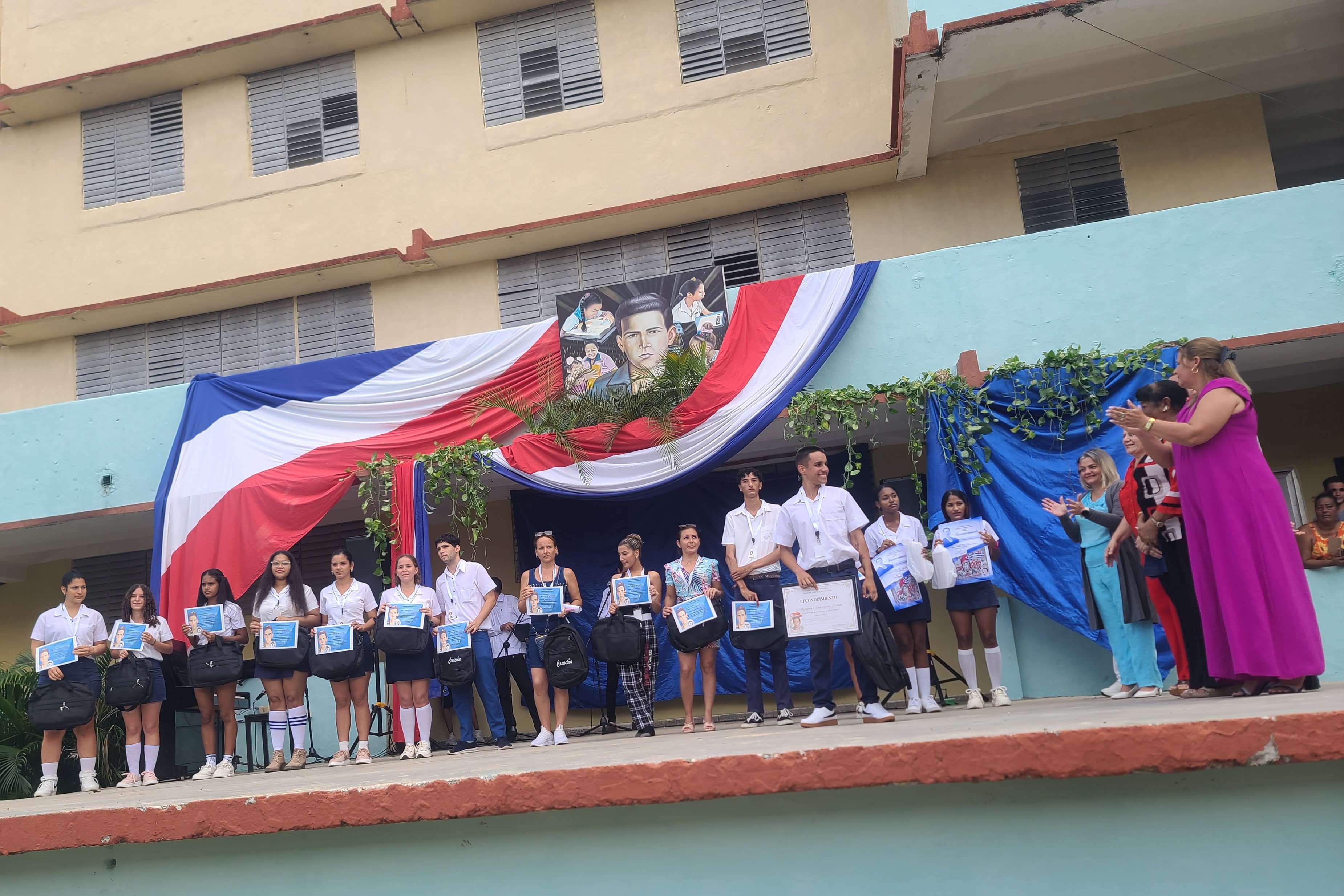 Escuela Pedagógica Manuel Ascunce Domenech celebra a sus nuevos graduados
