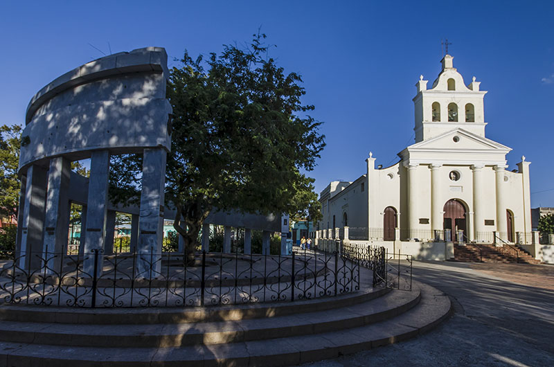 Reverencia a quienes trabajan por y para Santa Clara