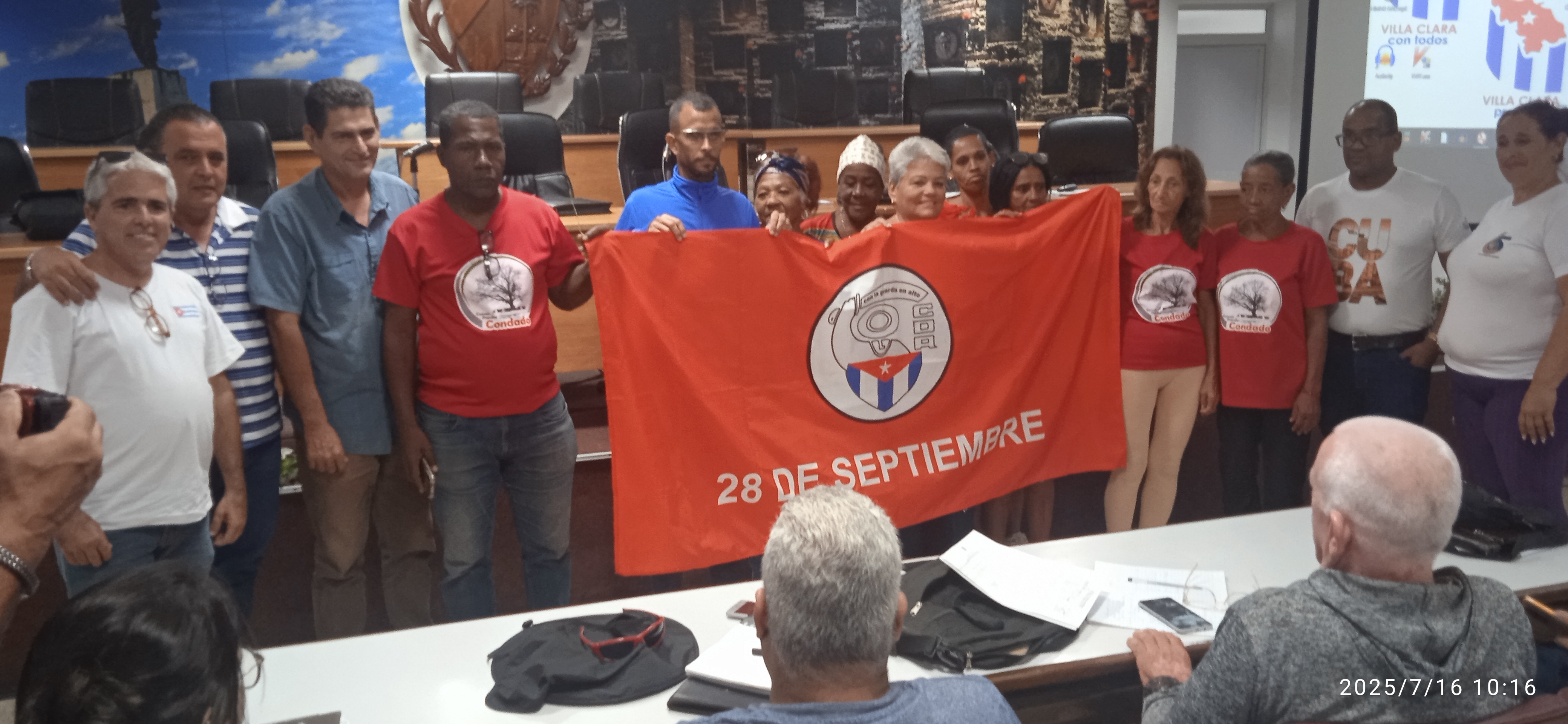 Abanderan contingente energético de los CDR en Santa Clara