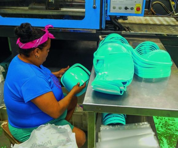 Nueva empresa mixta con China impulsará la industria ligera cubana