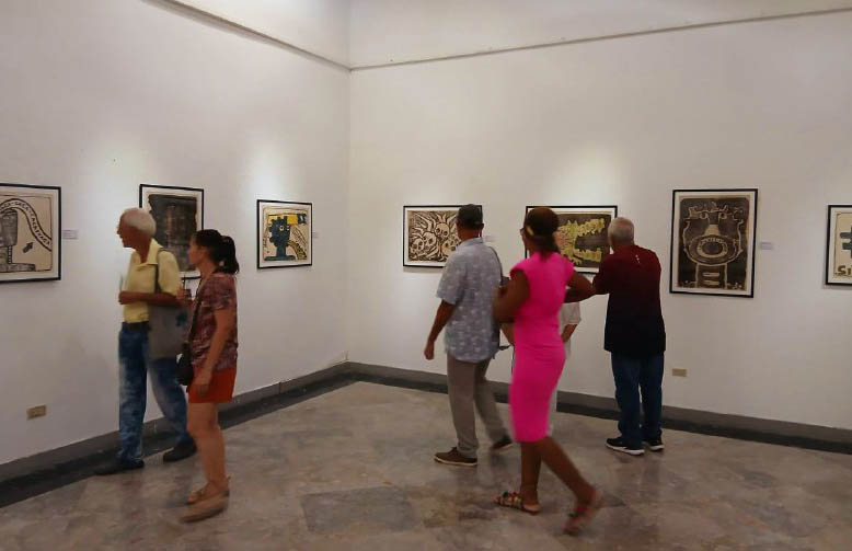 Exponen selección de obra gráfica de Alfredo Sosabravo