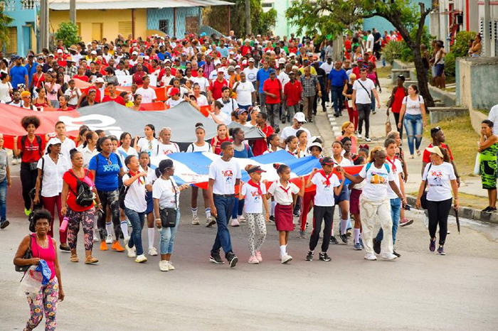 Homenajean en Santiago de Cuba a los mártires de la Revolución