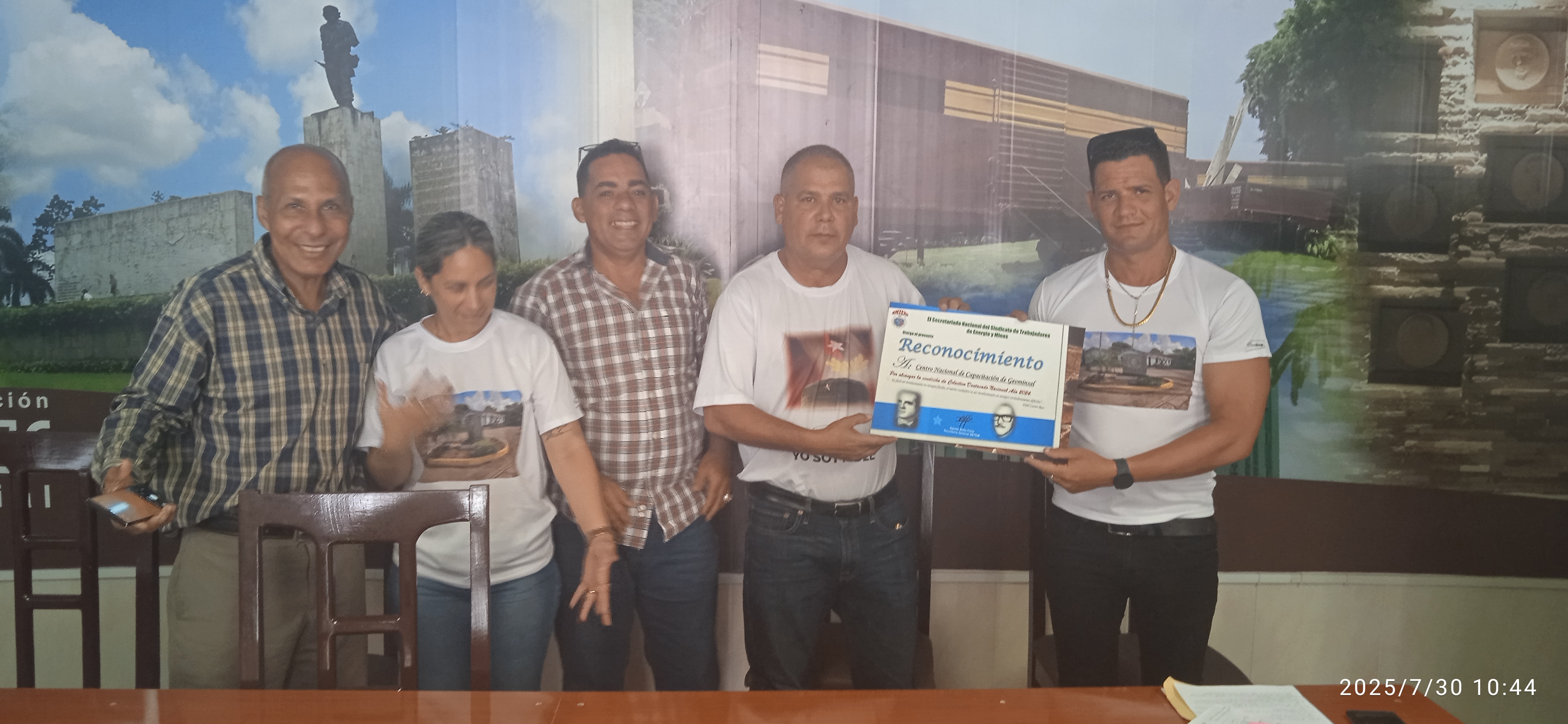 Reconocen a Centro Nacional de Capacitación Geominsal como Colectivo Distinguido