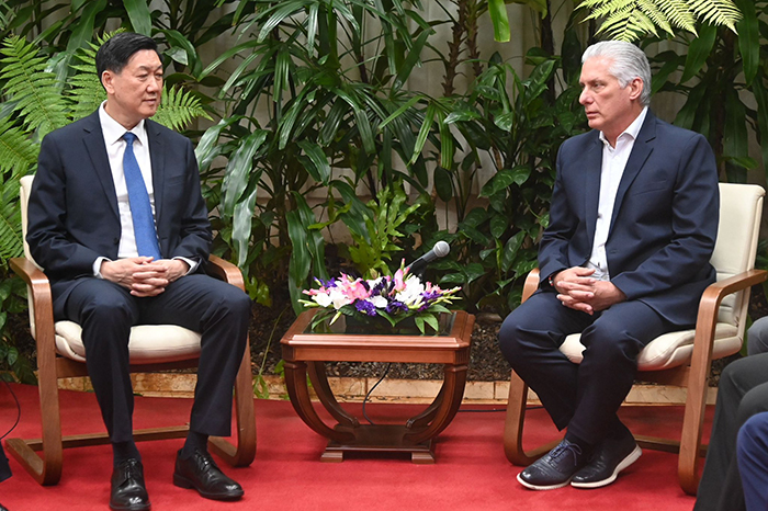Recibe Presidente de Cuba a alto dirigente deportivo de China