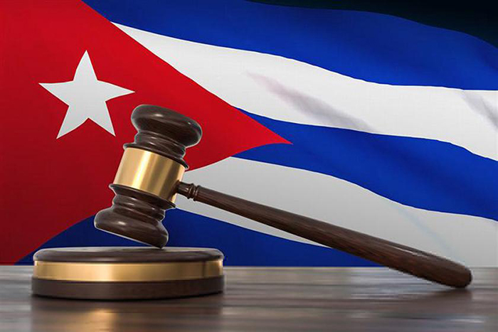 Presidente Díaz-Canel felicita a los juristas cubanos
