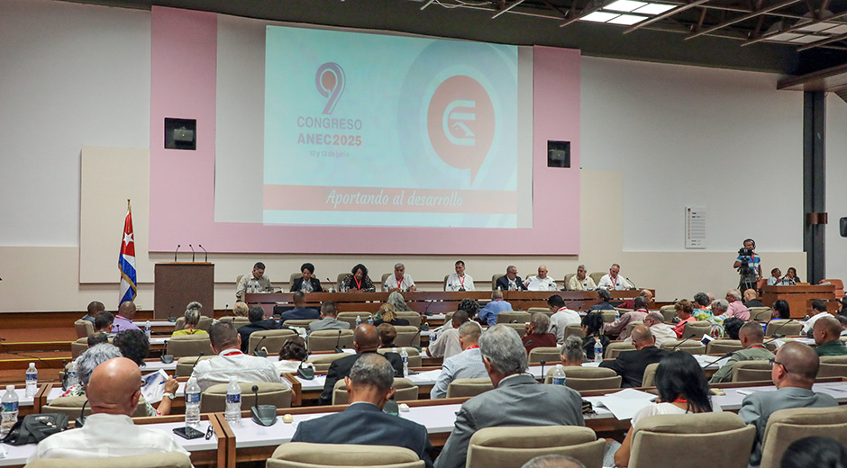 La economía cubana en el centro del debate del noveno Congreso de la ANEC