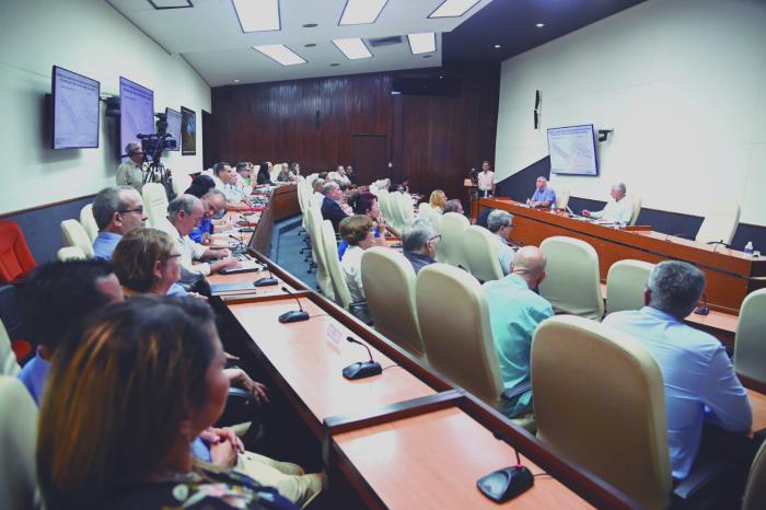 Cuba continúa buscando alternativas para desarrollar el Programa de lucha contra el cáncer