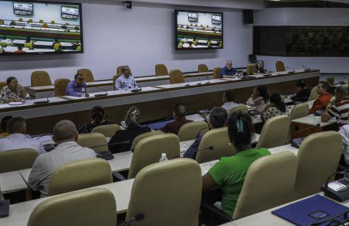 Buscar soluciones, no justificaciones