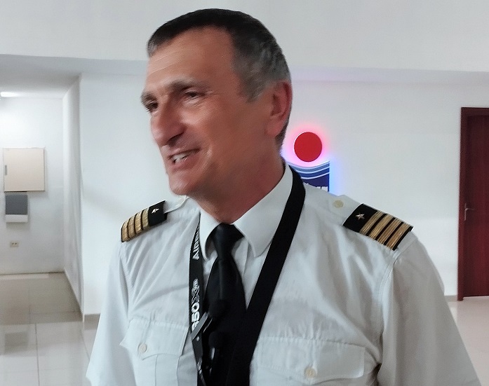 El piloto que se despide de los cielos del mundo