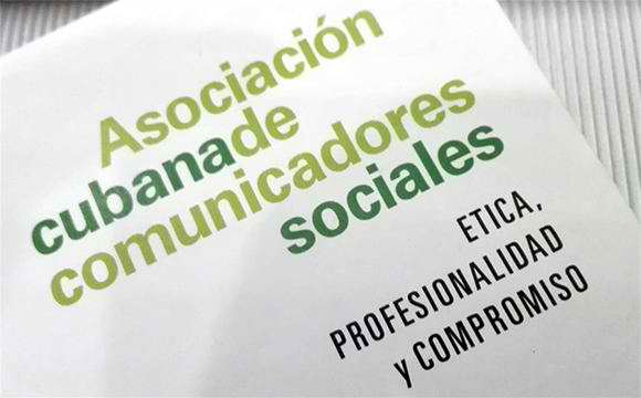 Con grandes retos y desafíos, celebran Comunicadores Sociales de Villa Clara el aniversario 34 de la organización
