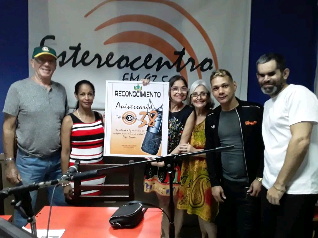 Celebra la emisora Estereocentro su aniversario 38