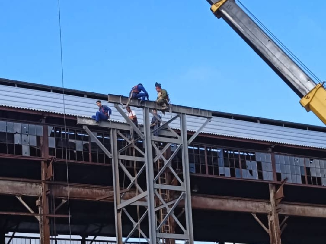Avanzan obras de remodelación en el central Panchito Gómez Toro
