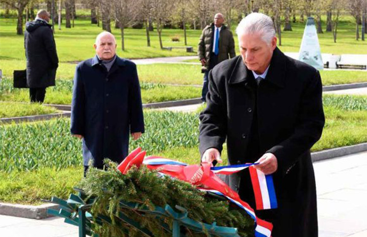 Inicia Díaz-Canel agenda oficial en San Petersburgo, Rusia