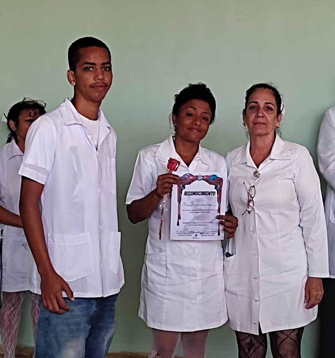Celebra Quemado de Güines Día Internacional de la Enfermería