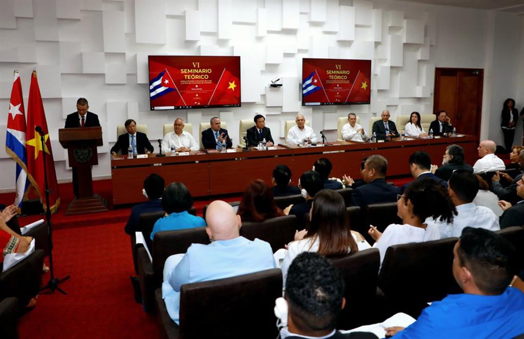 Cuba y Vietnam fortalecen lazos en seminario teórico