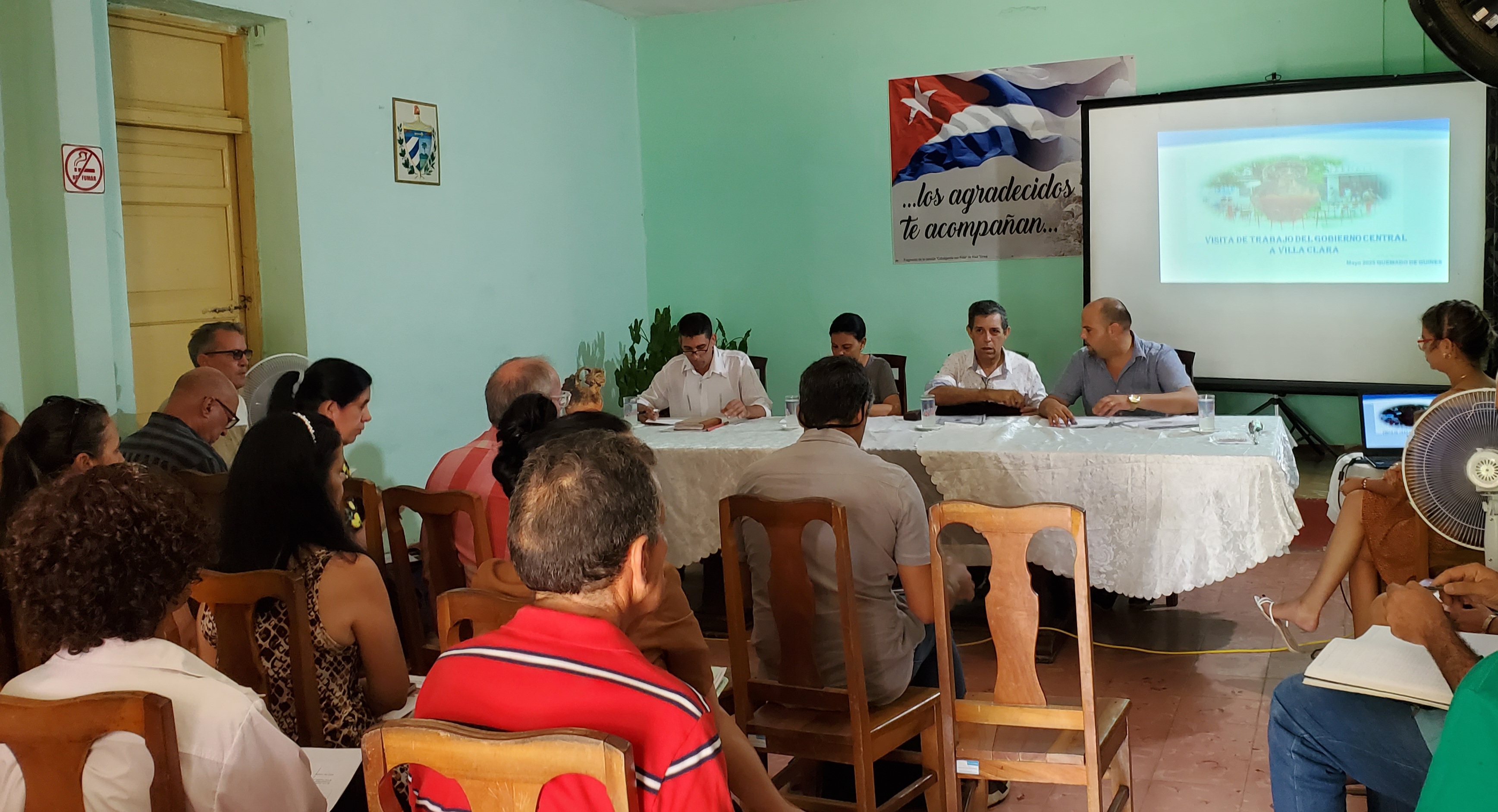Quemado de Güines en visita de trabajo del gobierno central.
