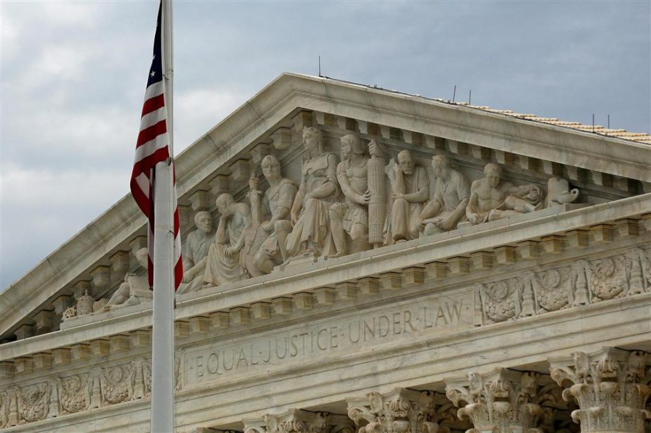 Corte Suprema de Estados Unidos rechazó uso de la Ley de Enemigos Extranjeros para la deportación de migrantes