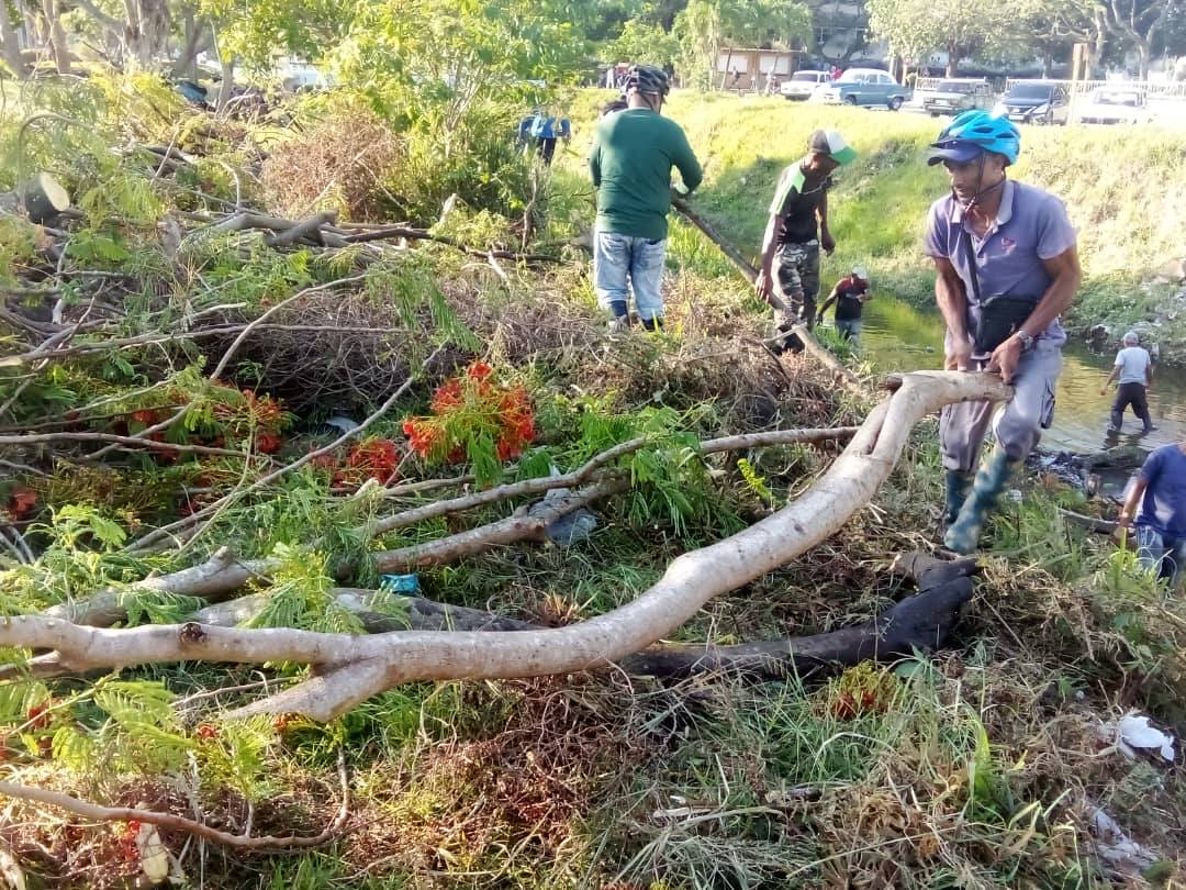 Como parte del Ejercicio Meteoro 2025, las autoridades locales y empresas de servicios priorizaron las labores de saneamiento en los alrededores de la zona hospitalaria  con el objetivo de prevenir inundaciones y garantizar condiciones higiénicas óptimas ante la próxima temporada de lluvias.  