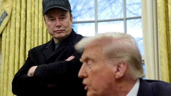 Musk dice adiós a su cargo en el gobierno estadounidense