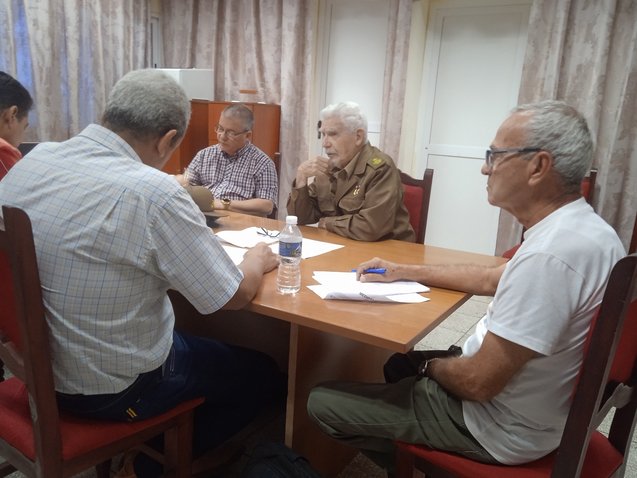 Visita Ramiro Valdés hidroeléctrica Hanabanilla en Villa Clara