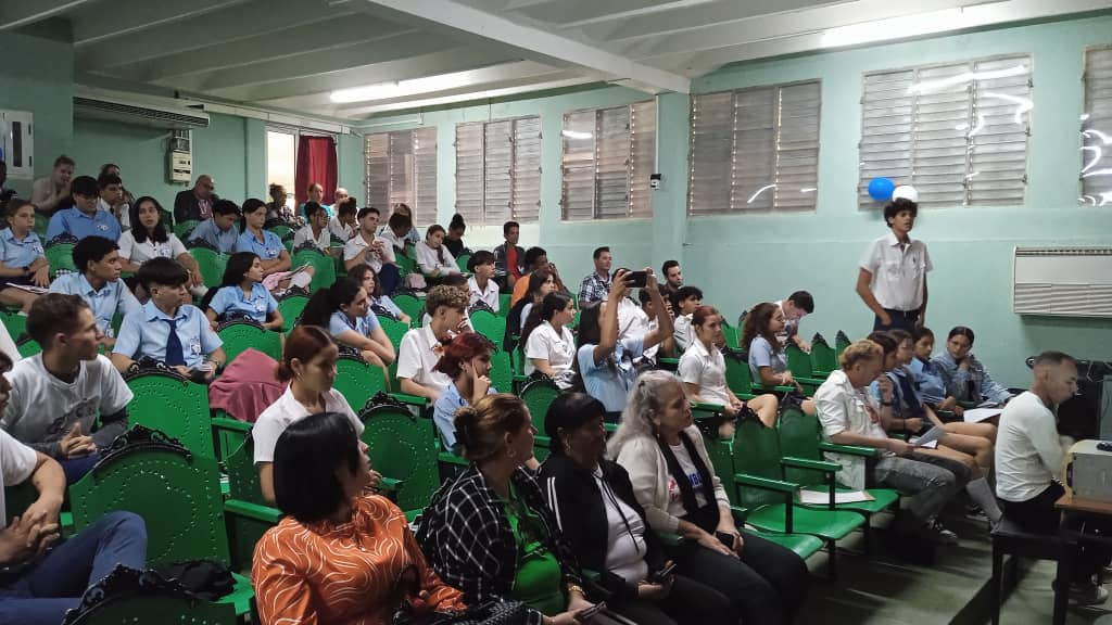 Villa Clara: Consejo Provincial de la FEEM analiza funcionamiento de la organización