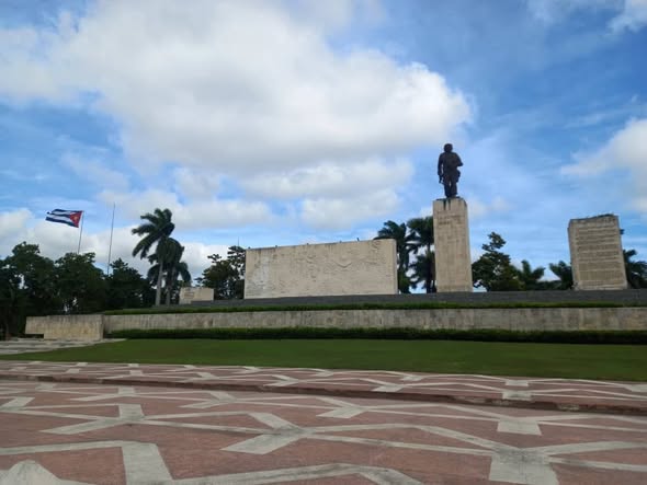 Chequean marcha de restauración integral de la Plaza de la Revolución Comandante Ernesto Che Guevara