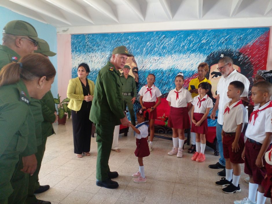 Díaz-Canel chequea el proceso de recuperación en Guantánamo