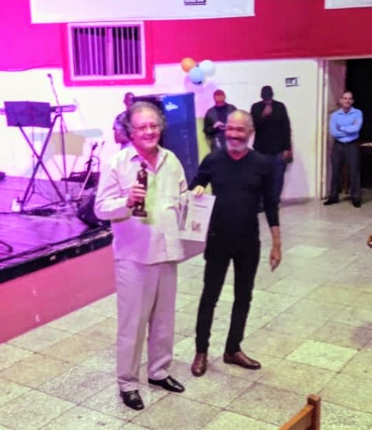 Entregan Premios del Festival de invierno del Cine Club Cubanacán