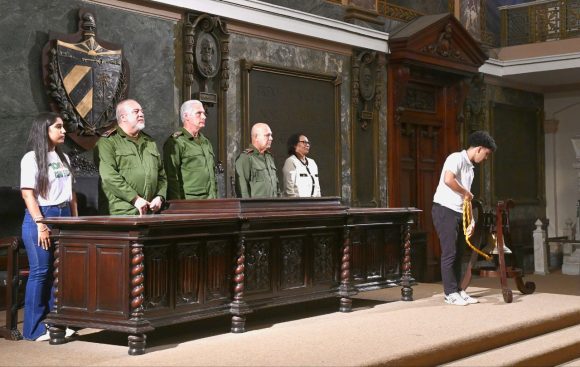 Díaz-Canel preside acto por 20 aniversario del discurso de Fidel en la Universidad de La Habana