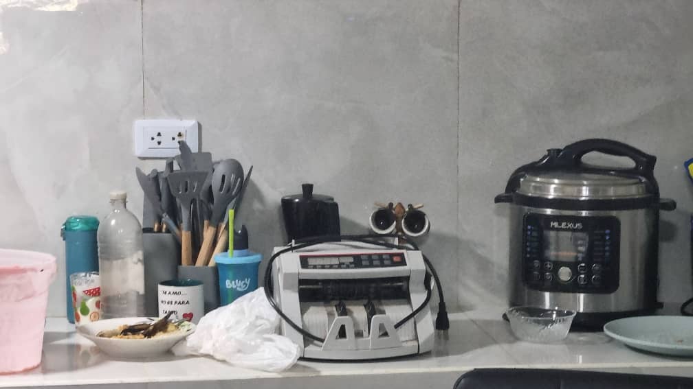 Investigaciones del MININT revelan redes ilícitas que afectan la circulación de divisas en Cuba