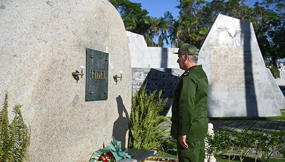 Díaz-Canel en Santiago de Cuba: Homenaje a los héroes fundadores de la Patria y chequeo de tareas recuperativas