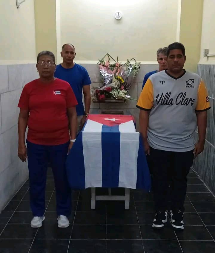 Santa Clara despidió al boxeador Neslan Machado