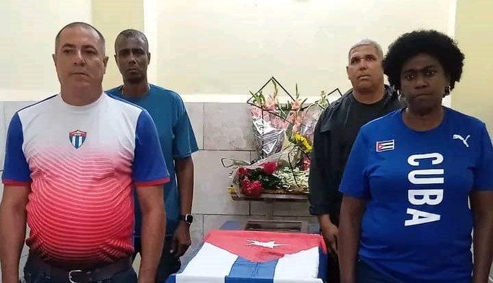 Santa Clara despidió al boxeador Neslan Machado