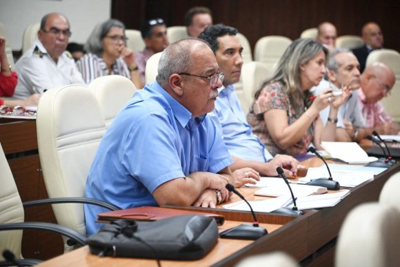 Consejo de Defensa Nacional: Se trabaja fuertemente en la recuperación eléctrica en oriente