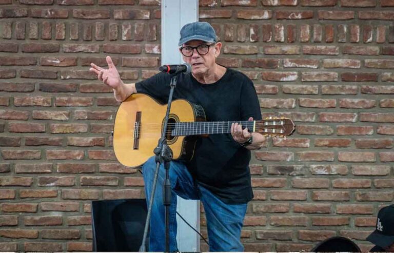 Silvio Rodríguez alista primer concierto de tres en Argentina
