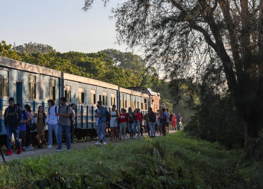 Silbido que despierta la Universidad