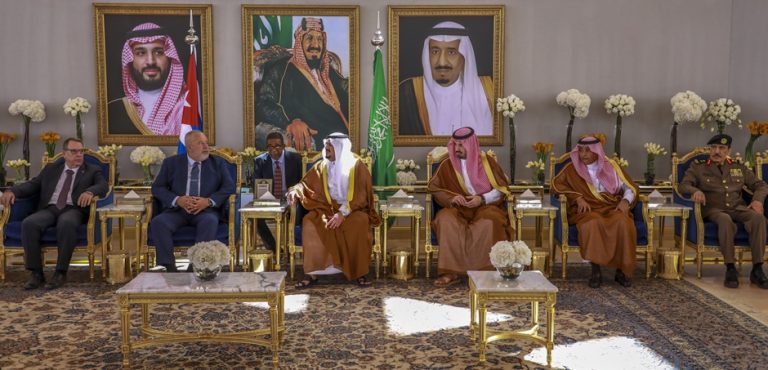 Arabia Saudita da la bienvenida al Primer Ministro cubano (+Fotos)