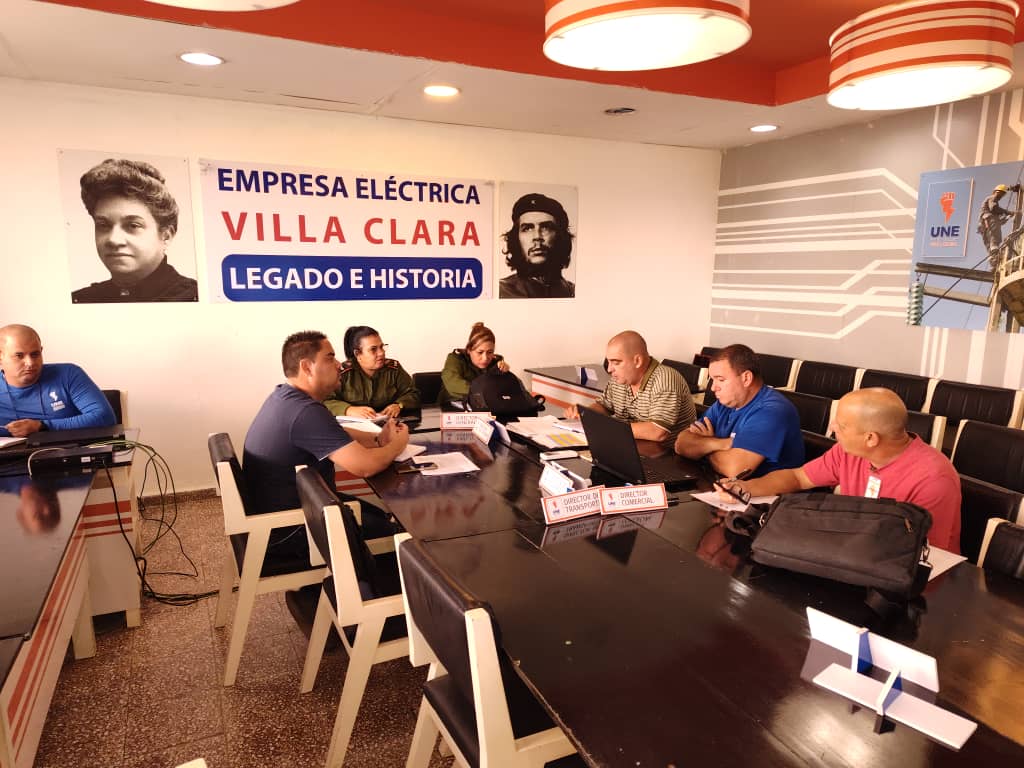 Evalúan máximas autoridades de Villa Clara estado de servicios vitales a la población