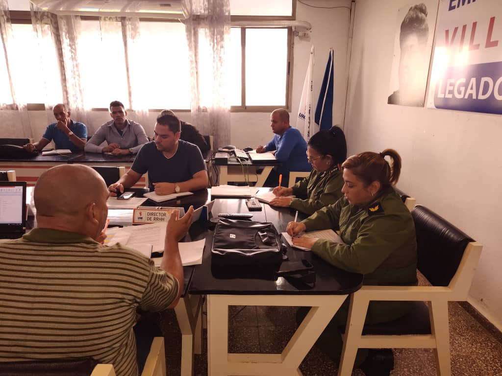 Evalúan máximas autoridades de Villa Clara estado de servicios vitales a la población