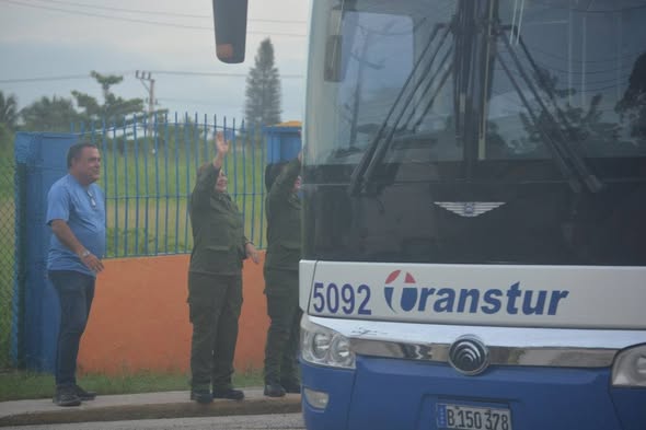 1 Linieros villaclareños apoyarán recuperación en oriente cubano tras paso de huracán Melissa
