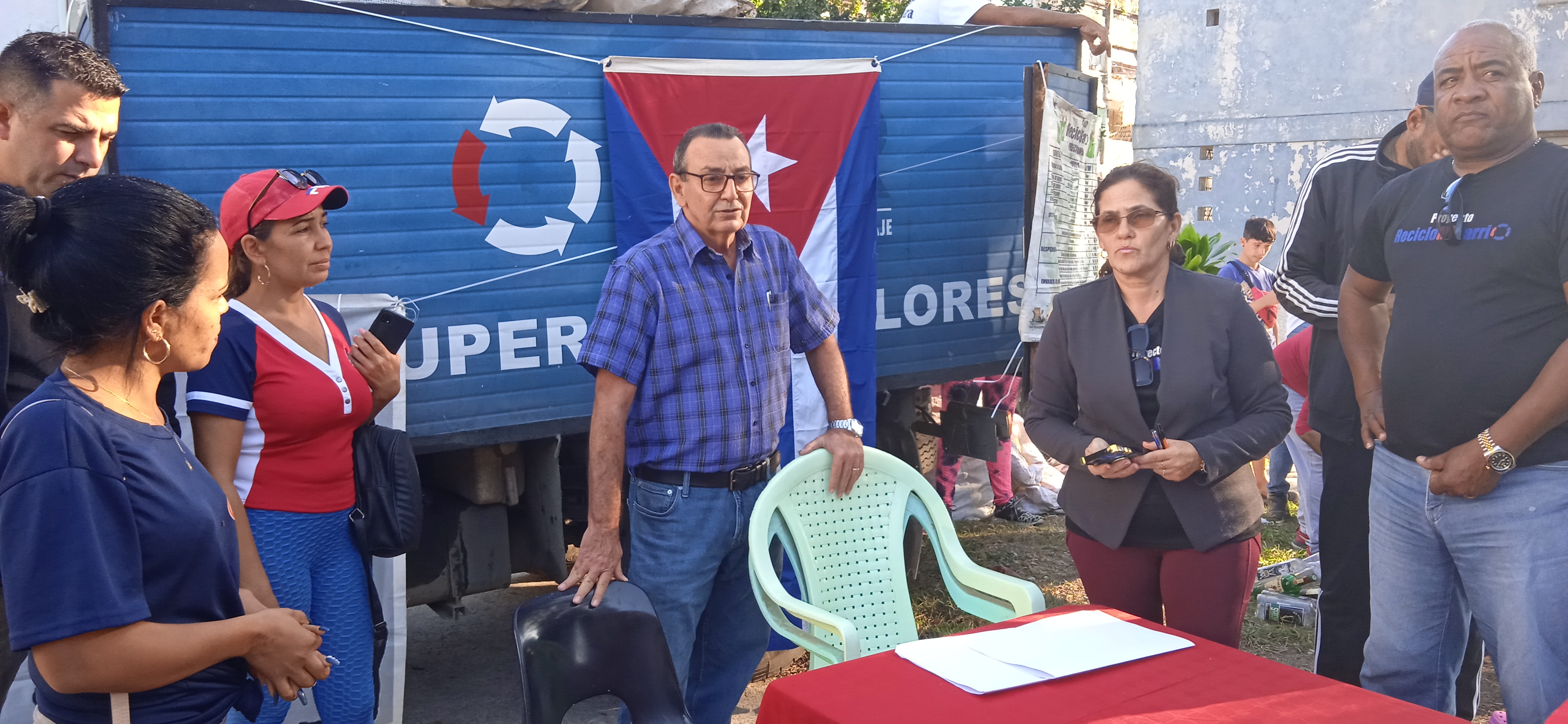 Fortalece su accionar Empresa de Recuperación de Materias Primas  a través del proyecto “Reciclo Mi Barrio”