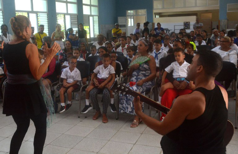 Inicia curso escolar Escuela Regional Marta Abreu de Villa Clara