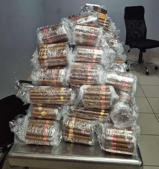 Aduana incautó más de 4 400 tabacos en el aeropuerto de La Habana